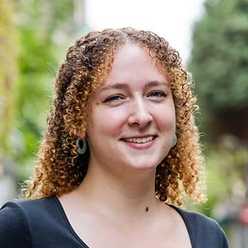 Headshot of Emily Crowley Career Counsellor and CV Expert at CV Genius