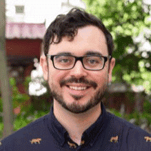 Headshot of Geoffrey Scott, Hiring Manager and Resume / CV Expert at both Resume Genius and CV Genius